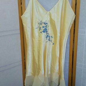 ♋Secret Treasures Plus size nightie